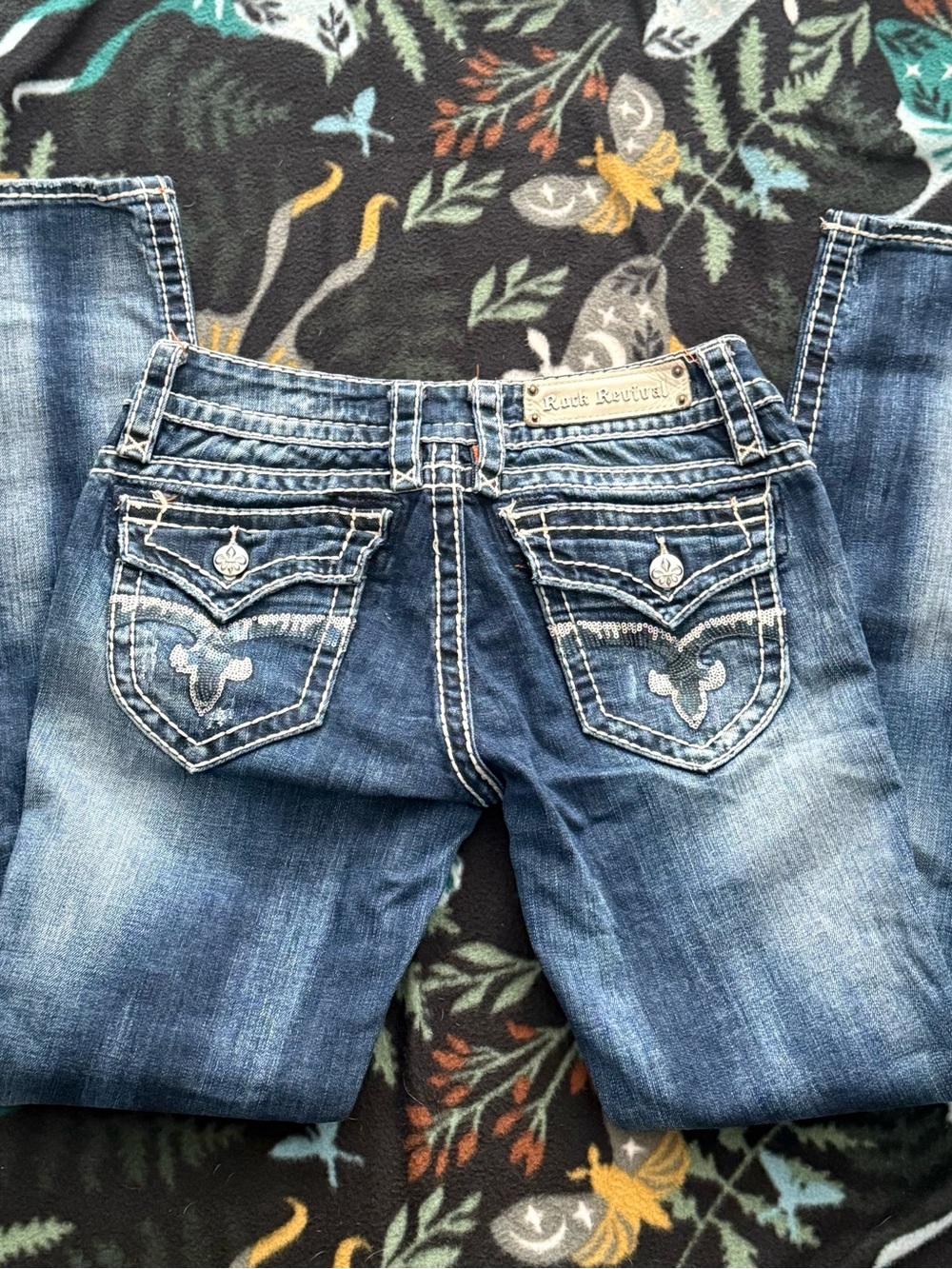 Rock Revival Jen Skinny Jeans Medium Wash Distressed Buckle Size 28
